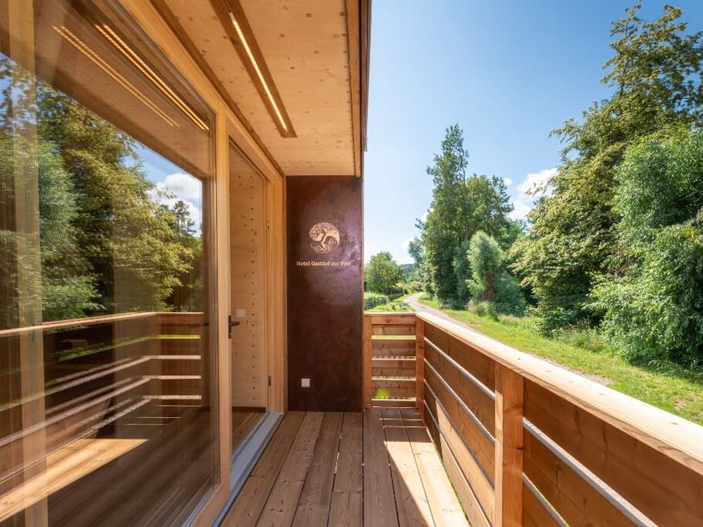 eigene Terrasse mit Blick ins Grüne bzw. Auf die Vils