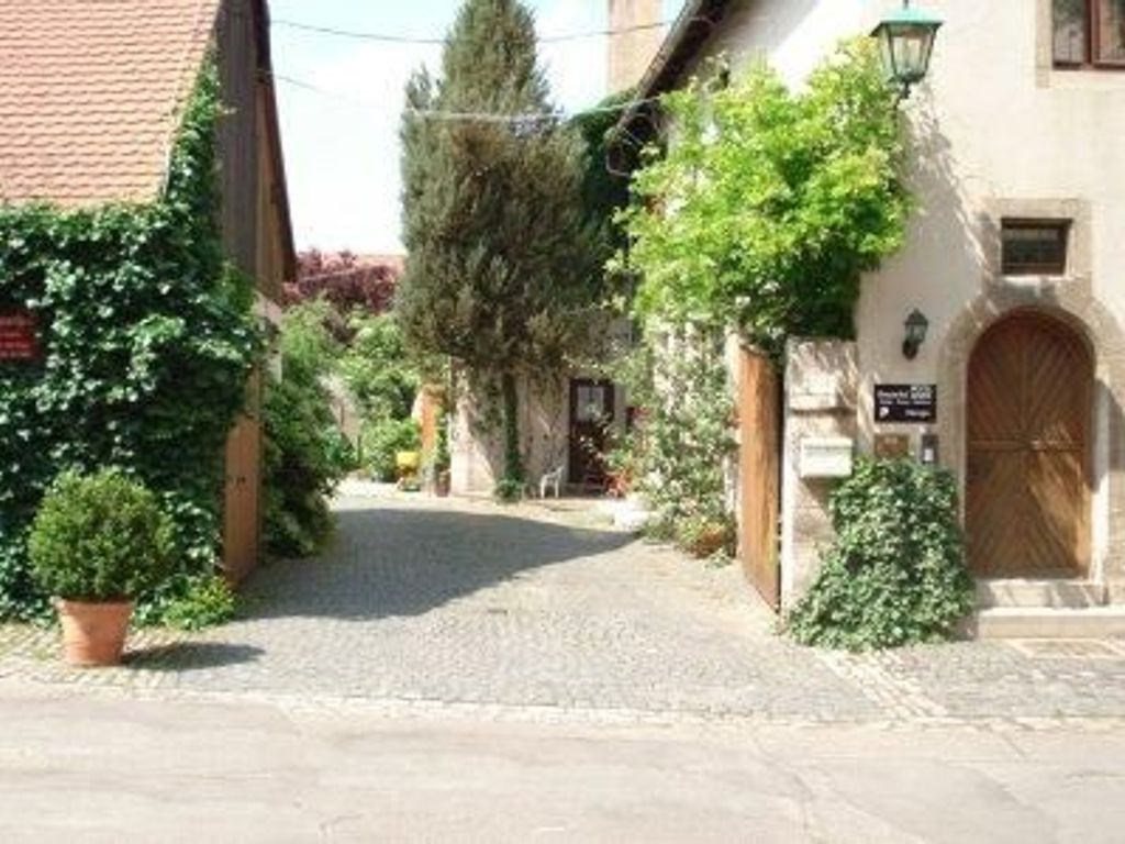 Kreuzerhof Hotel Garni