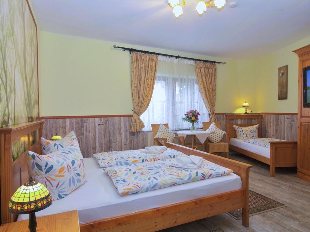 Kreuzerhof Hotel Garni