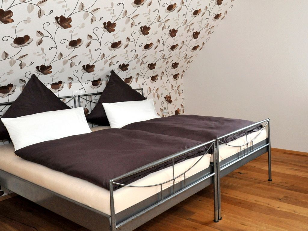 BEDROOM, INSIDE