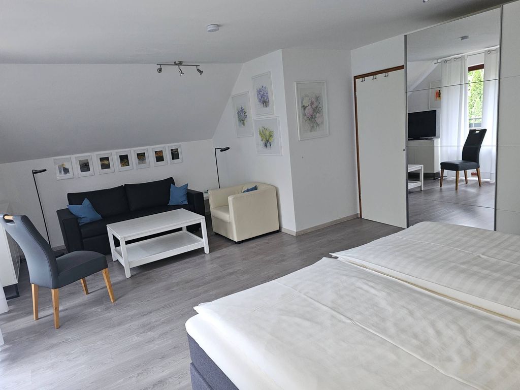 Wohn-/Schlafzimmer