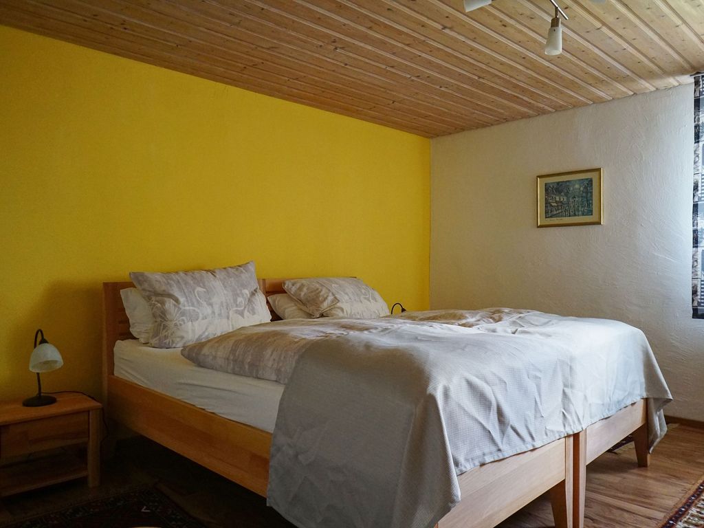 Schlafzimmer II