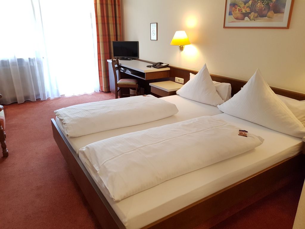 Doppelzimmer mit Talblick