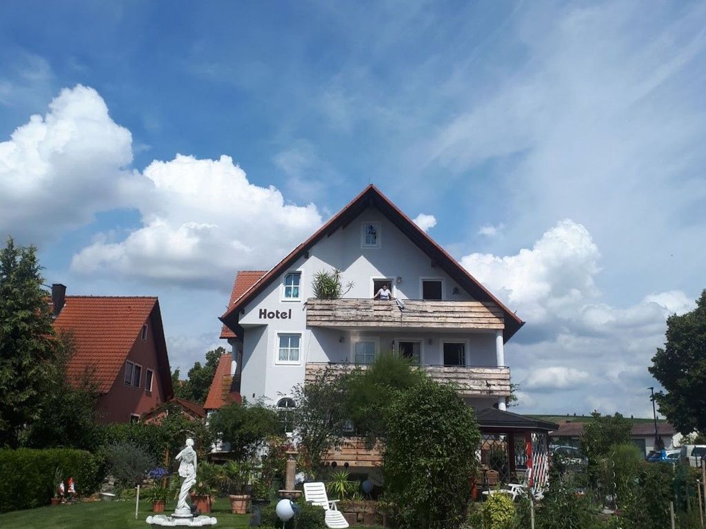 Hotel Pension "Am Engelsberg"