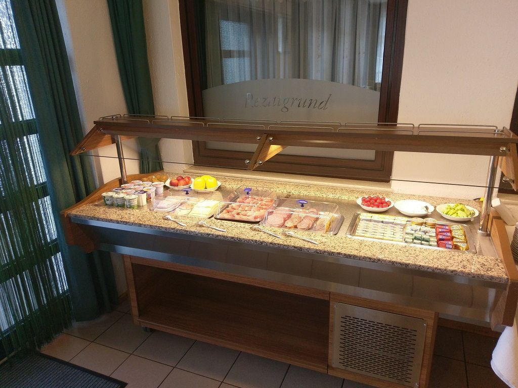 Früstück