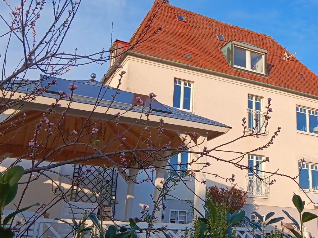 Haus Gartenseite mit