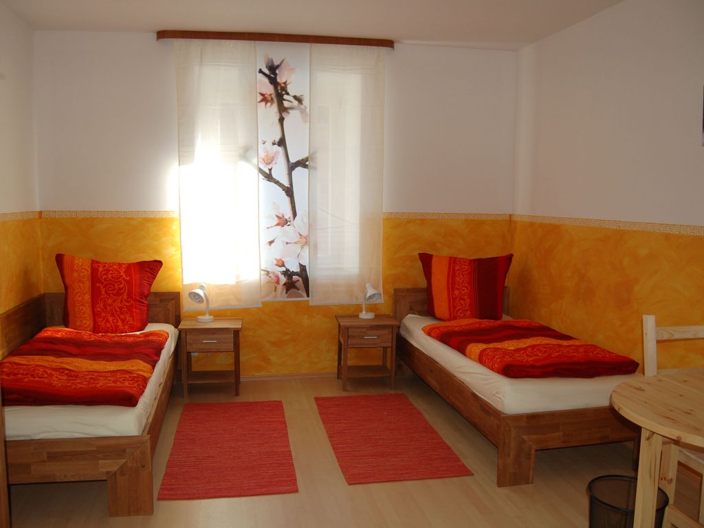 2-Bettzimmer