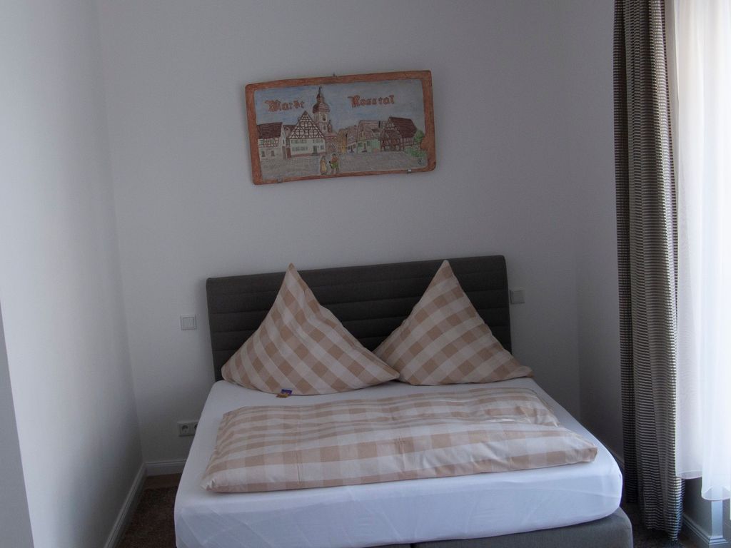 Apartmentzimmer1