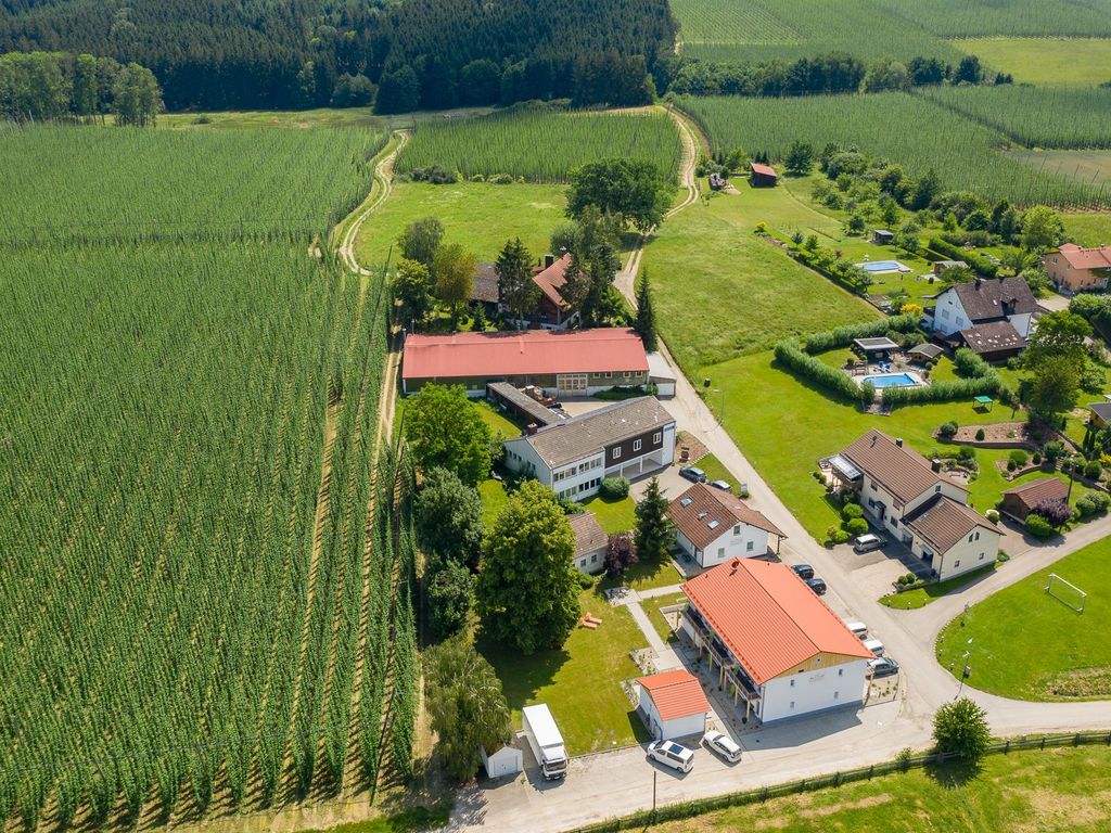 Holledau Apartments Familie Gmeineder