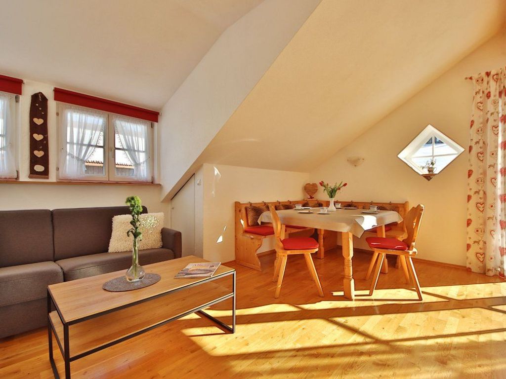 Ferienwohnung Morgensonne - Eckbank