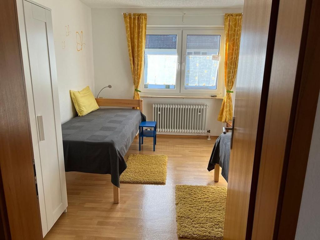 Schlafzimmer 1, 2 Ei