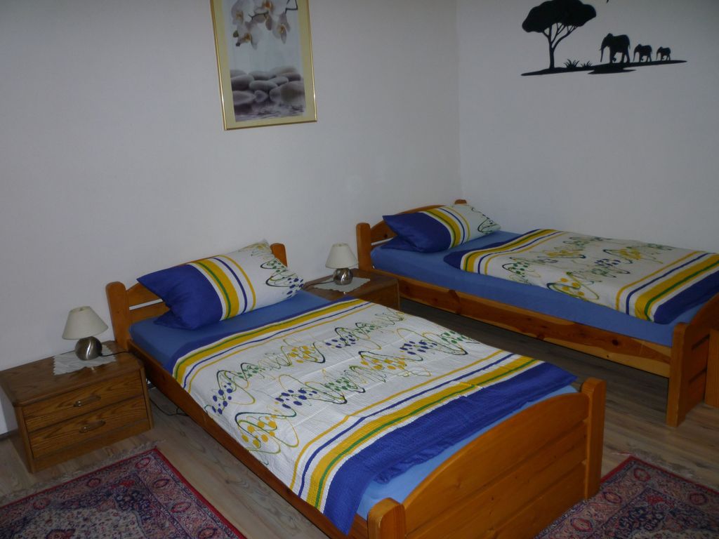 Doppelzimmer mit getrennten Betten