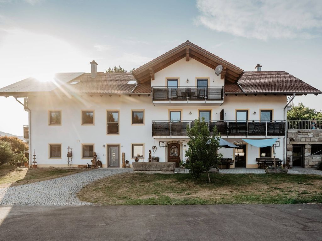 Außenansicht Haupthaus