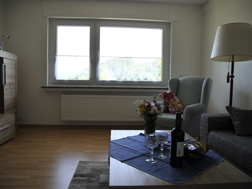 Photo, INSIDE, OUTSIDE