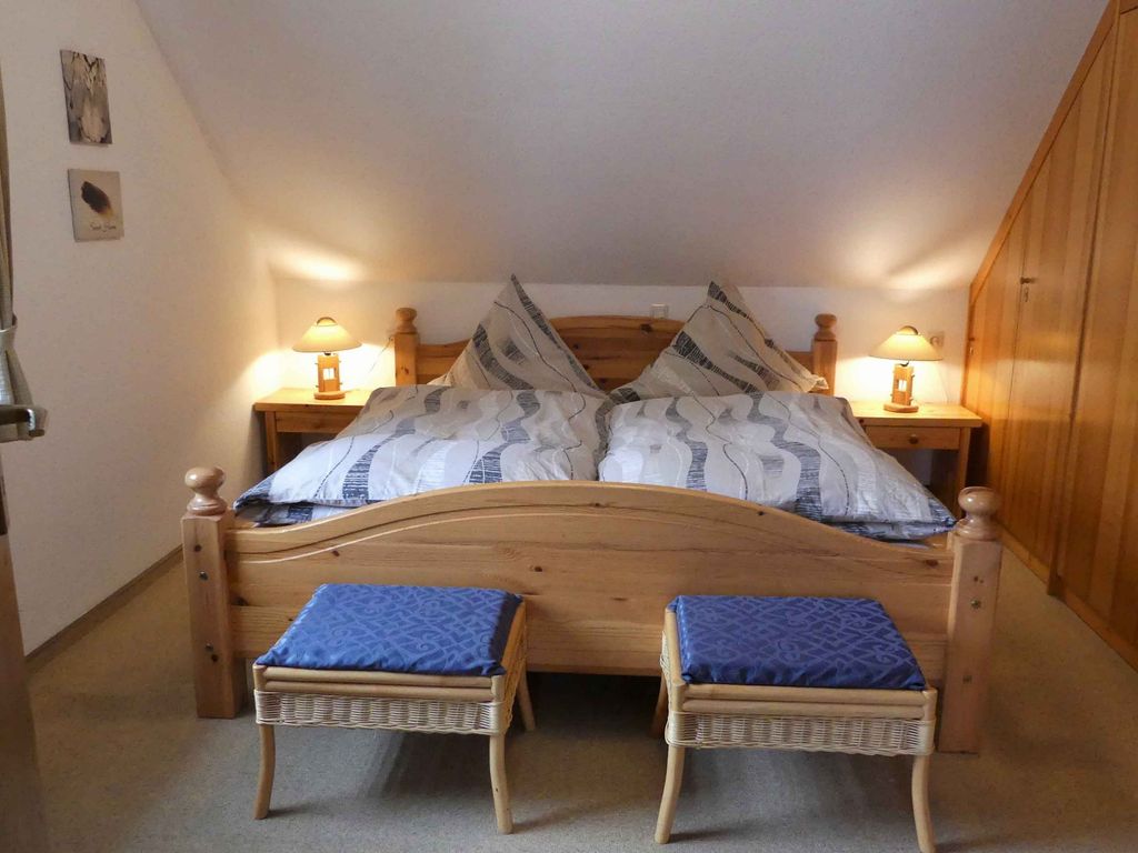 BEDROOM, INSIDE