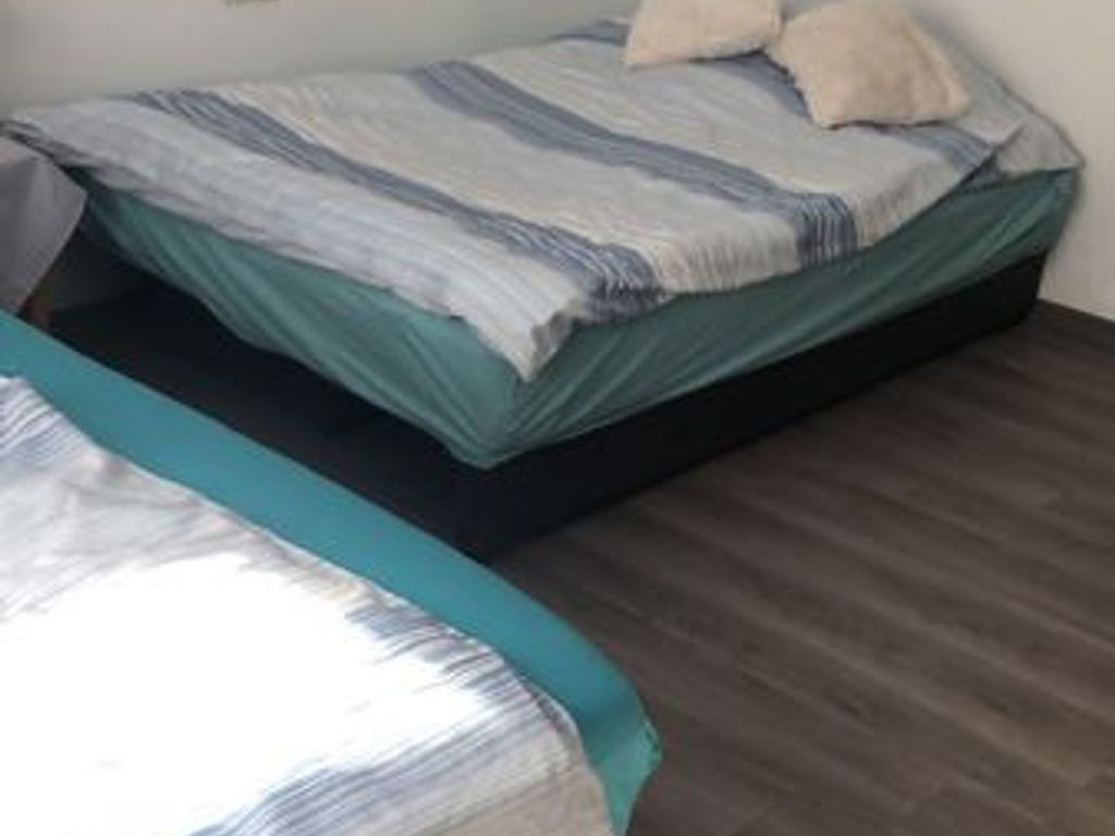 Vier-Bett-Zimmer