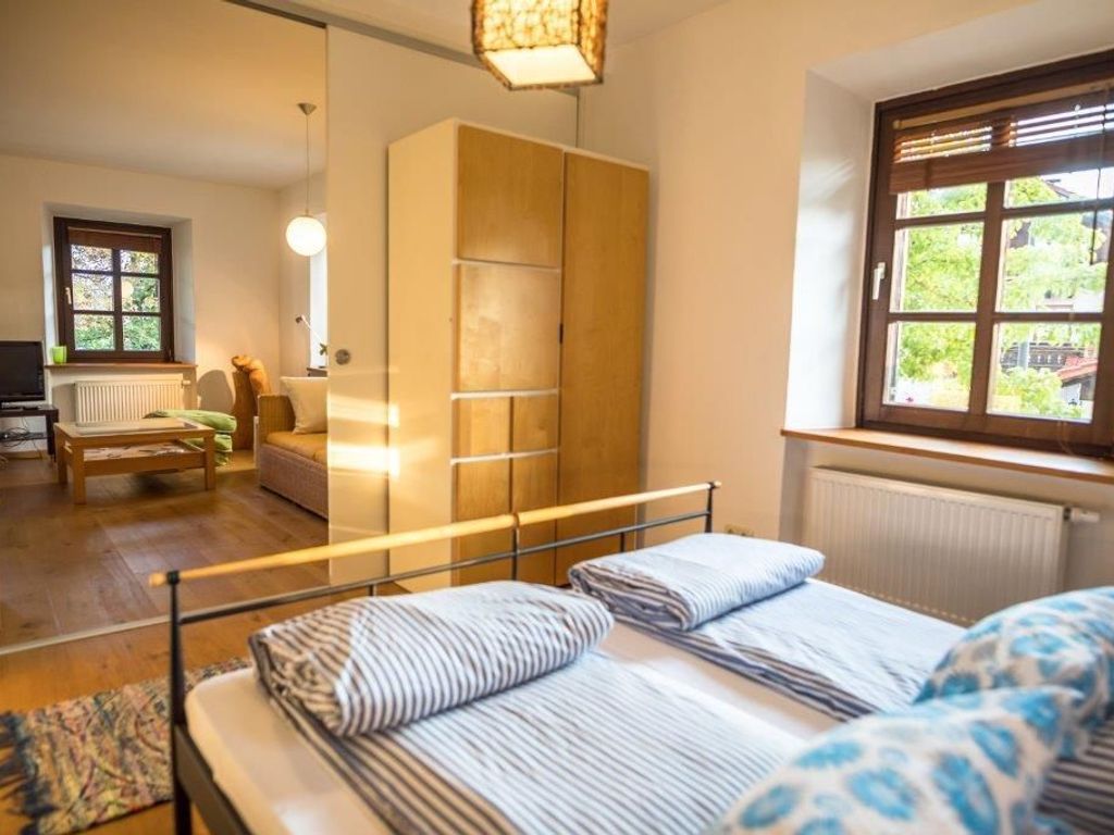 Ferienwohnung "Altes Schulhaus" Greising