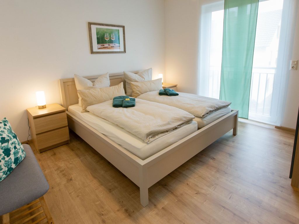 Schlafzimmer 1 FeWo Silvaner