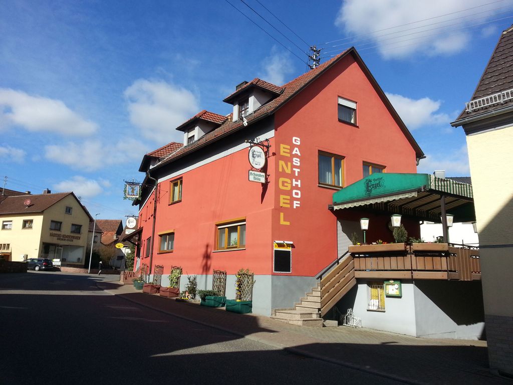 Gasthof Engel Steinbach - Hausfront von Külsheim kommend