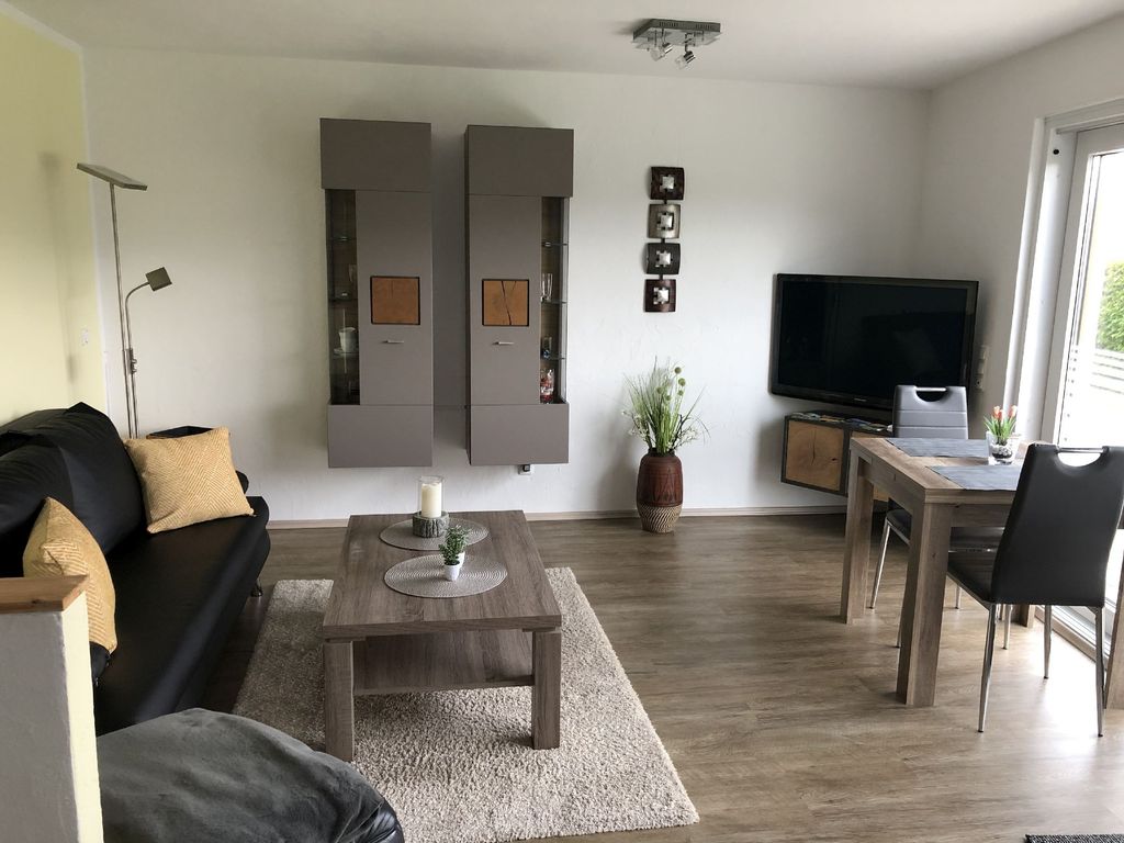 Photo, INSIDE, OUTSIDE