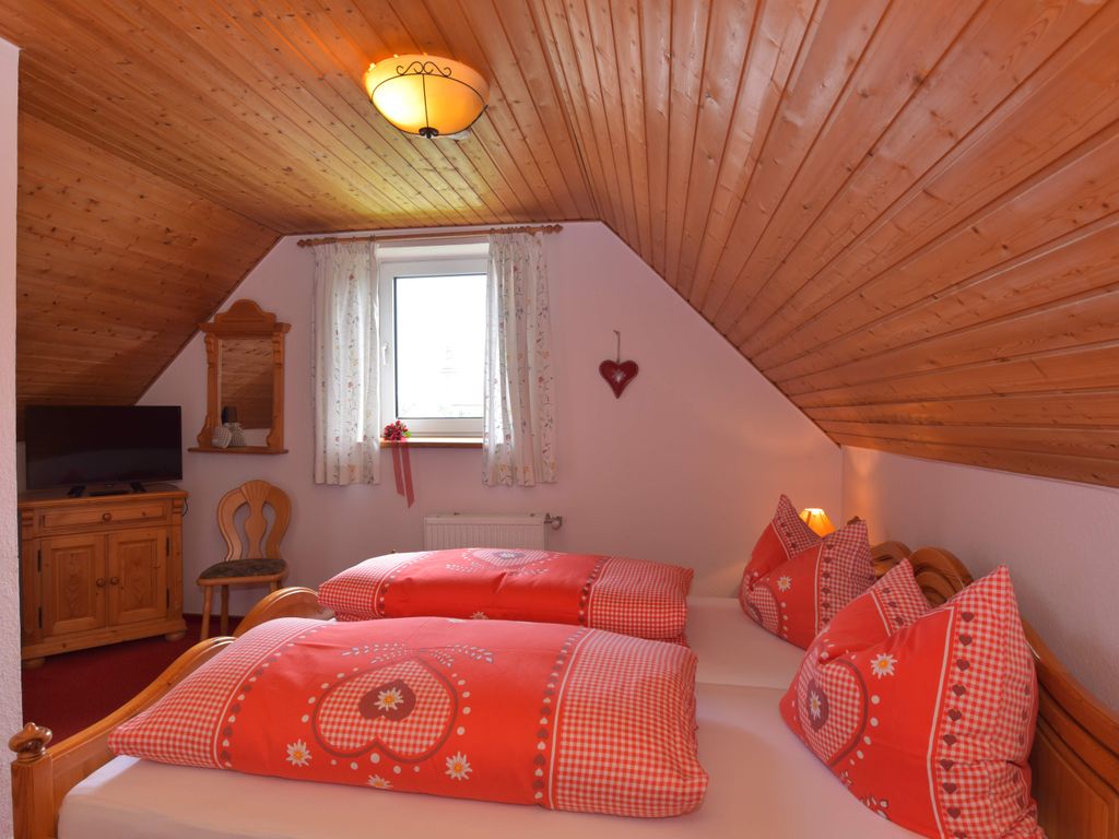 Dachzimmer Nummer 8