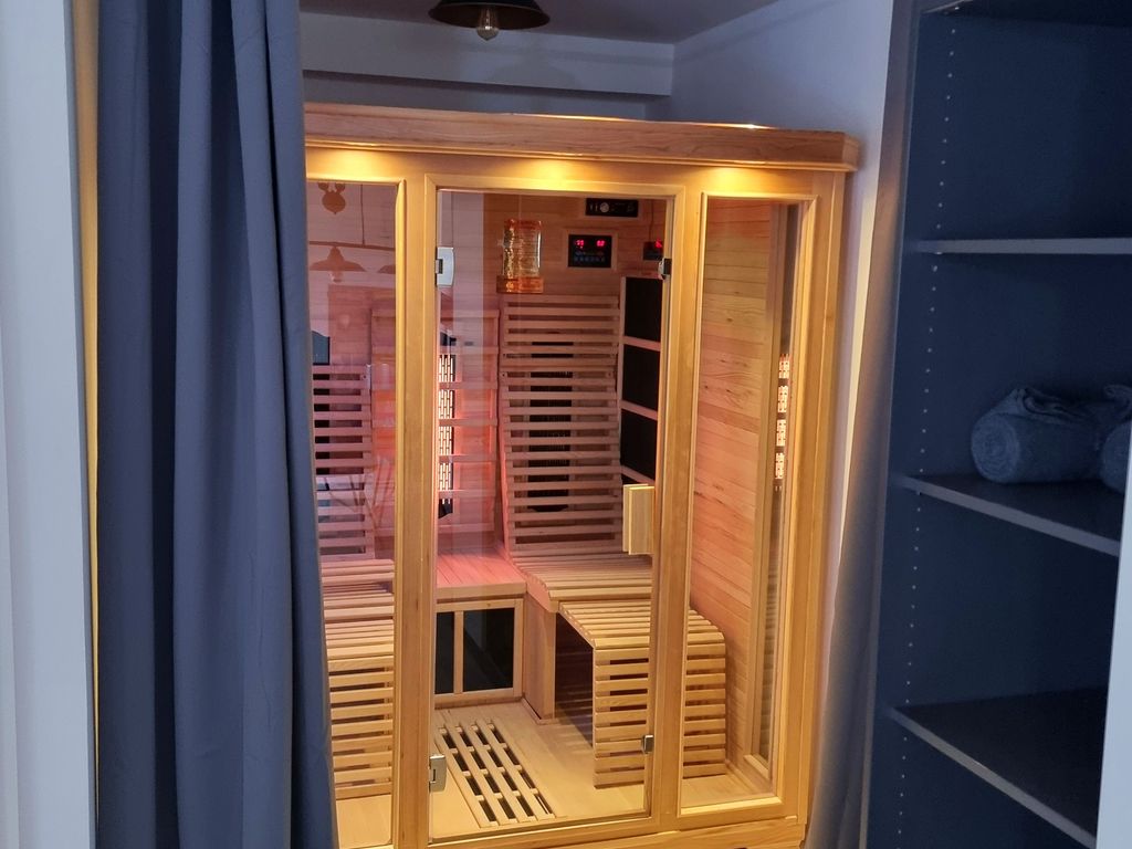 "Ferienwohnung Weinstüble" Infrarot-Sauna