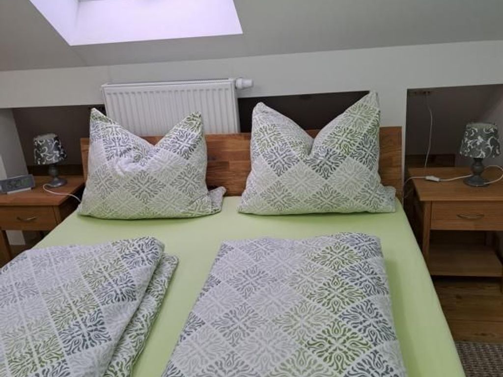 Schlafzimmer 2