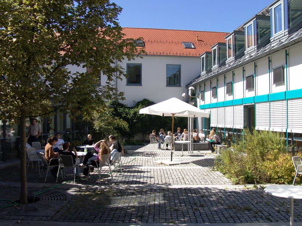 Volkersberg Innenhof