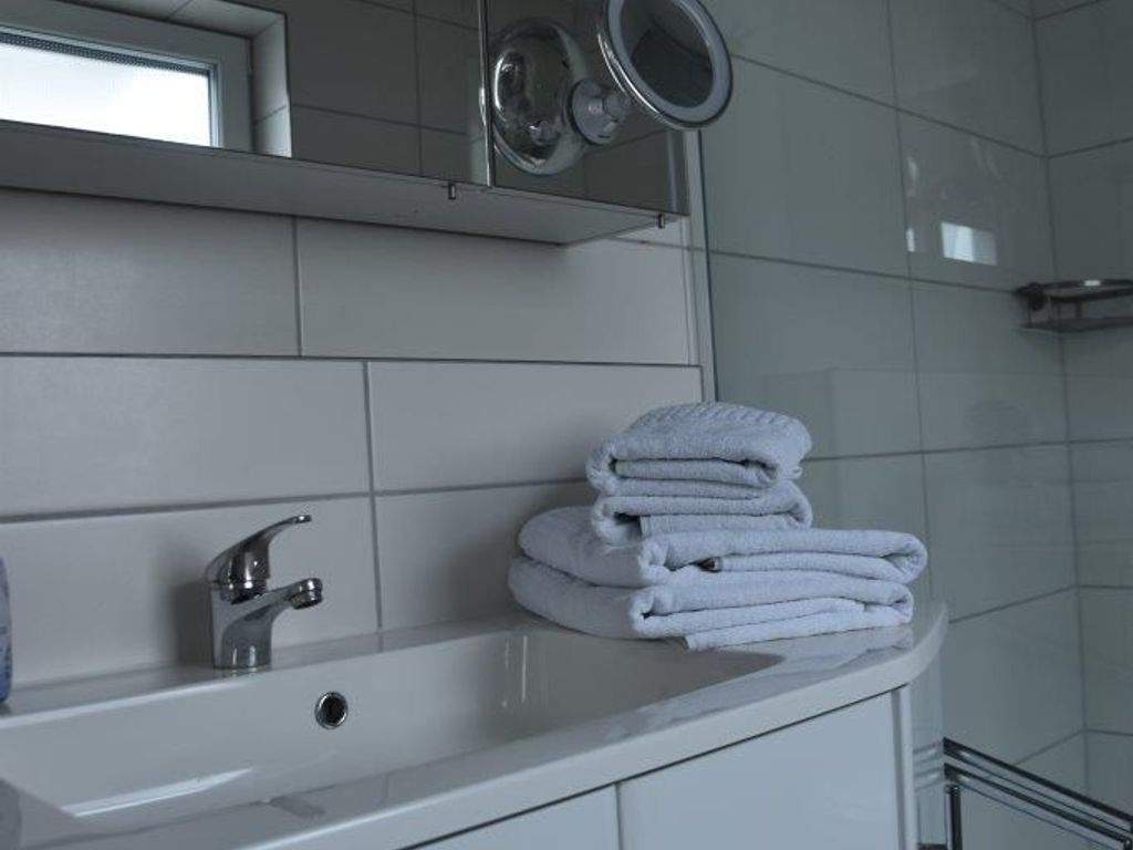 Badschrank