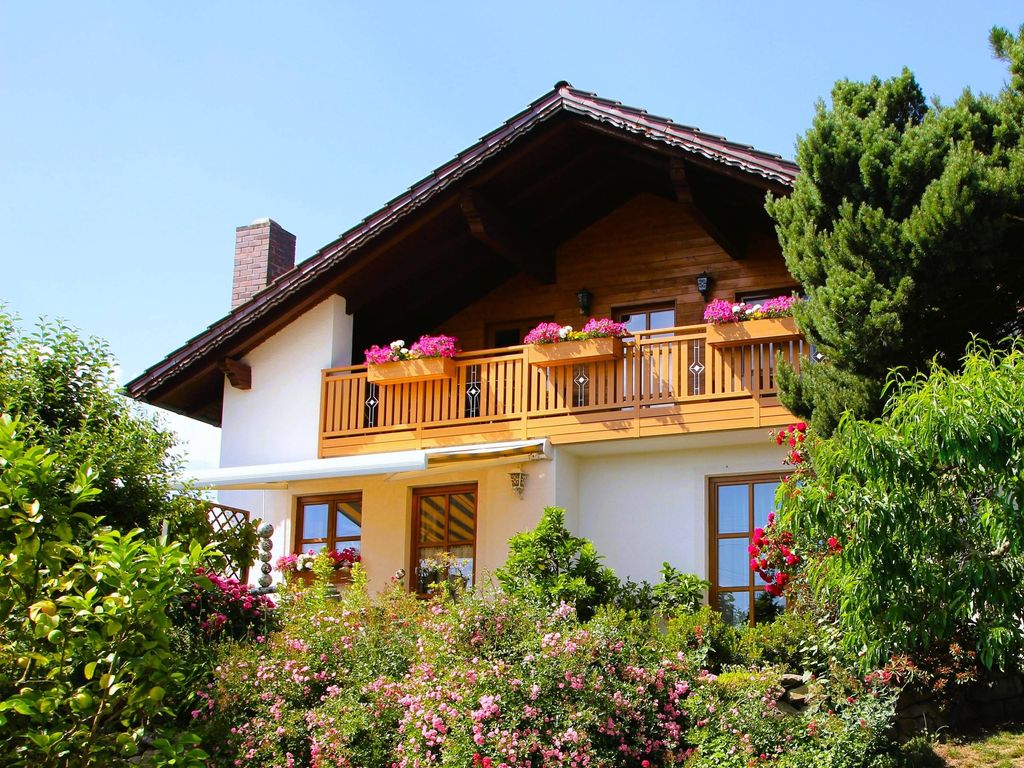 Haus Südseite mit Balkon Apartment