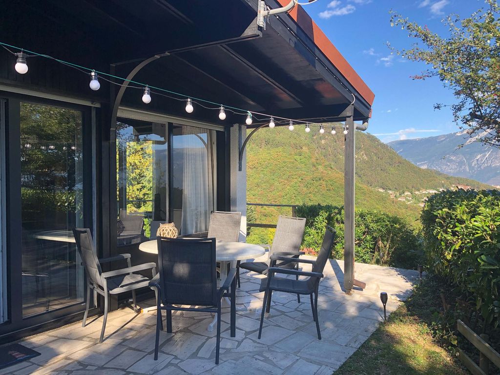 Bungalow mit Gardaseeblick & Pool