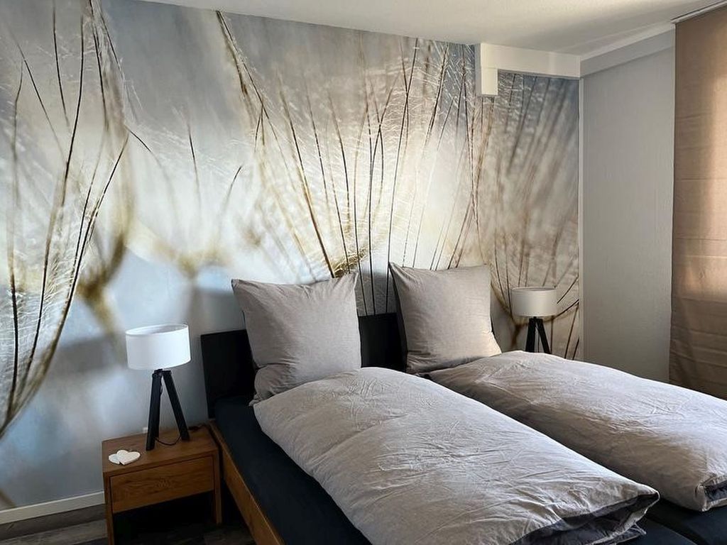 BEDROOM, INSIDE