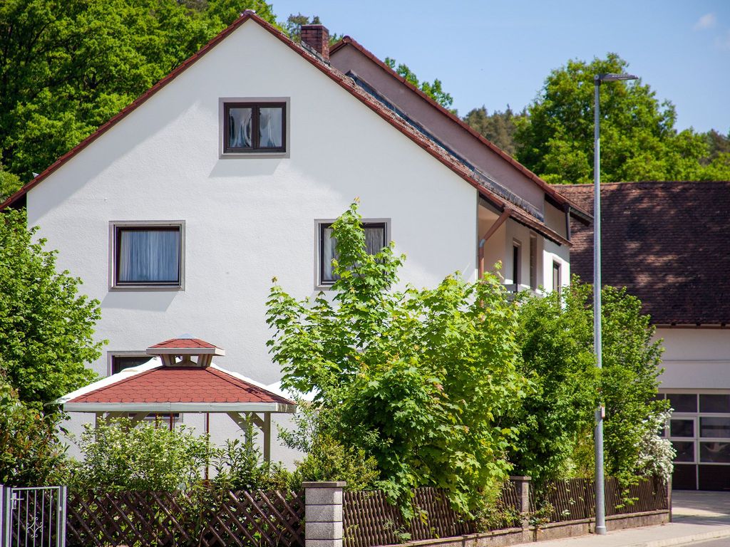 Zwick Apartments