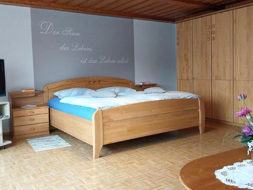 großes Schlafzimmer