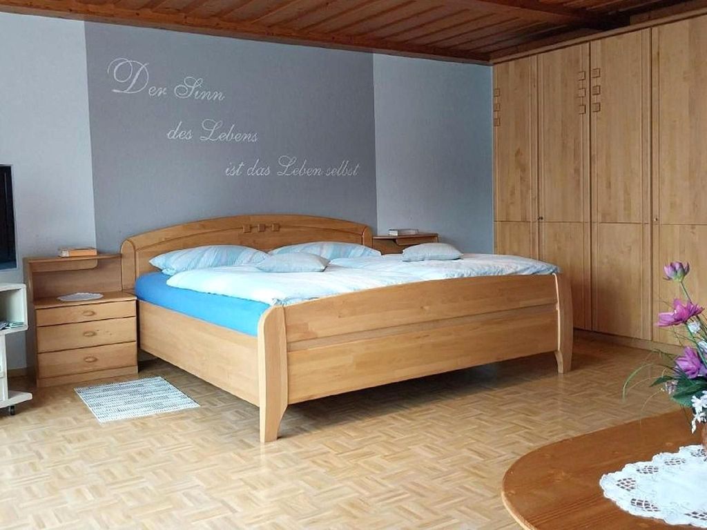 großes Schlafzimmer