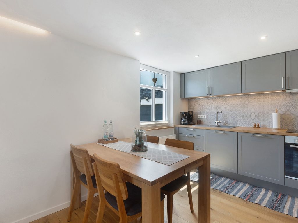 KITCHEN, INSIDE, OUTSIDE