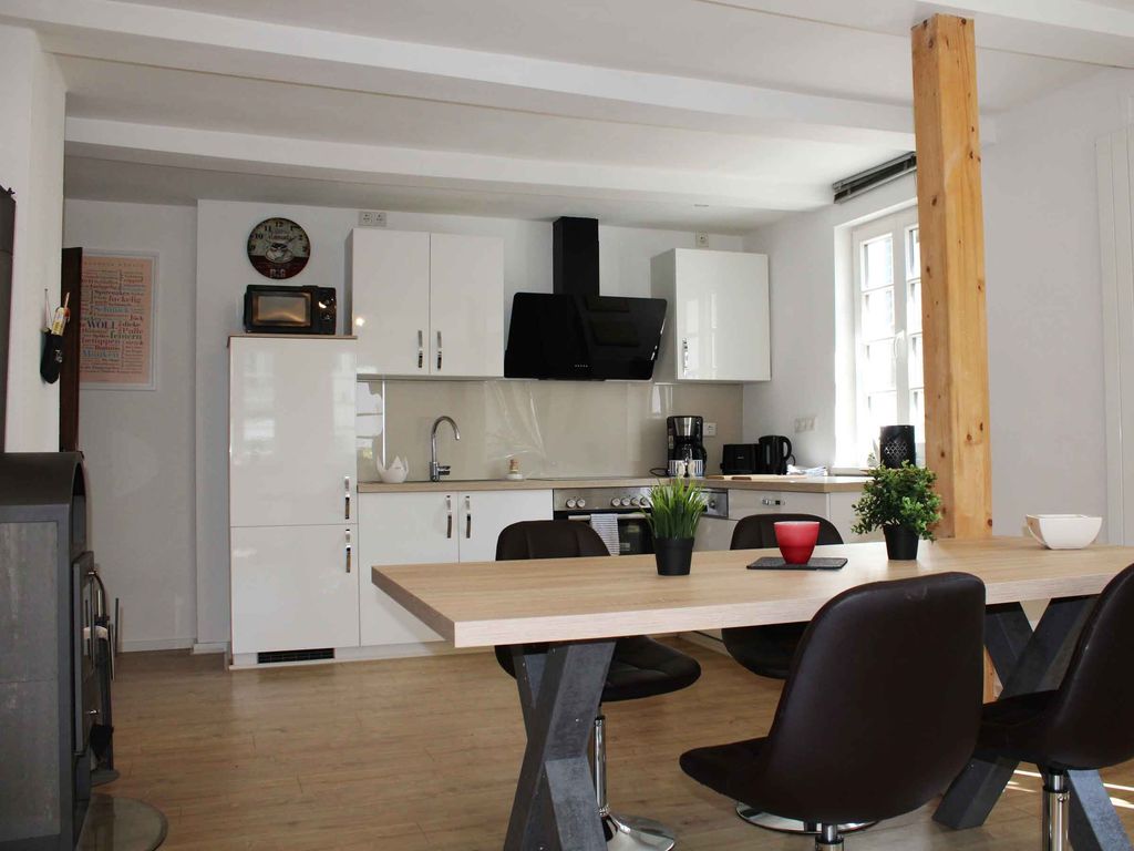 KITCHEN, INSIDE, OUTSIDE