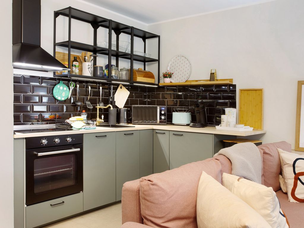 KITCHEN, INSIDE, OUTSIDE