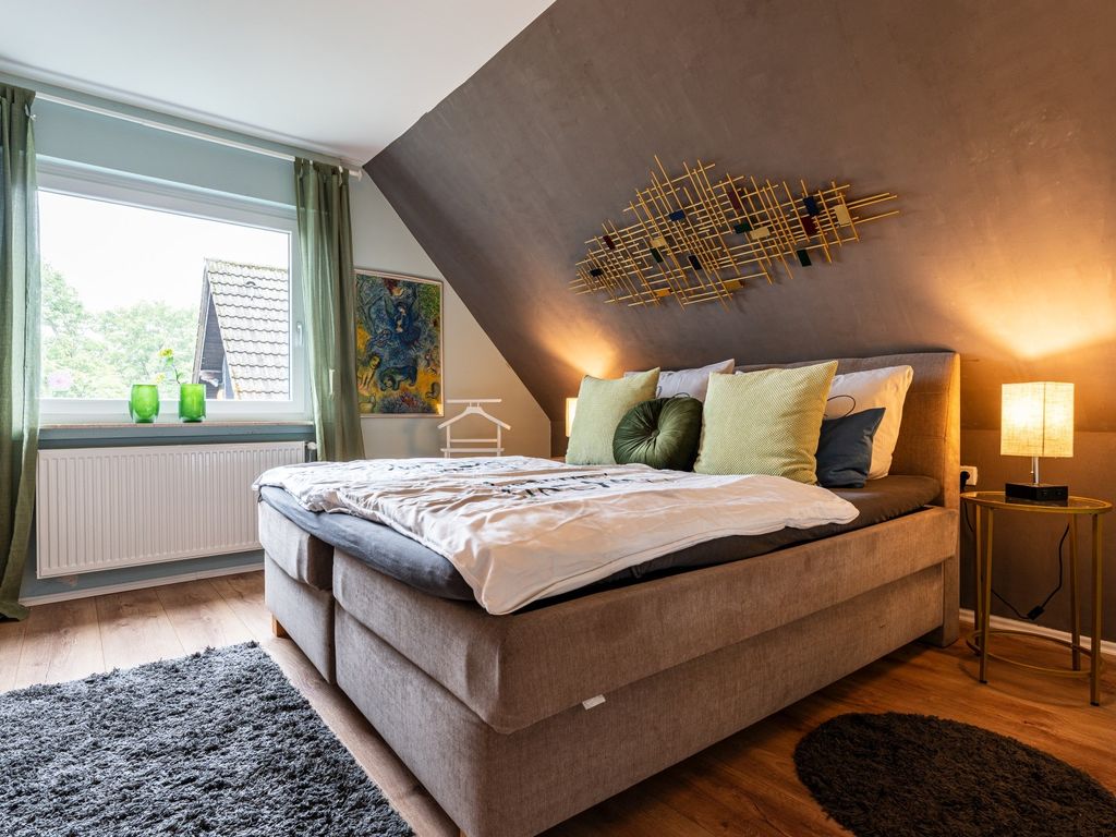 BEDROOM, INSIDE, OUTSIDE