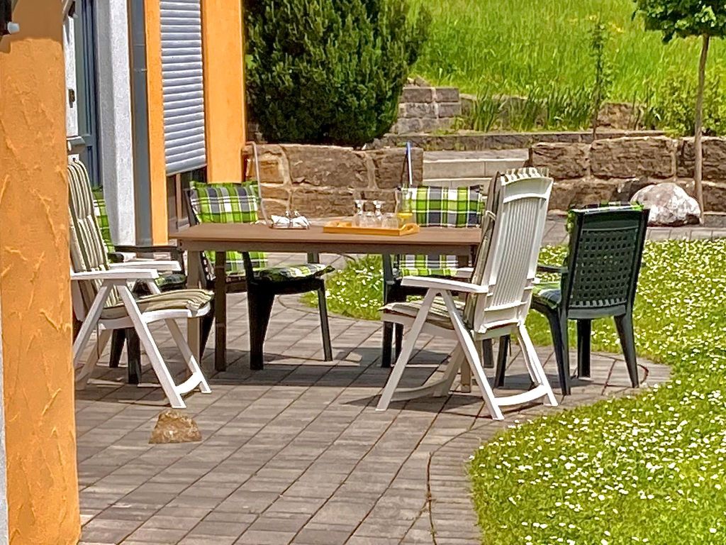 Gartensitzgruppe auf der Terrasse