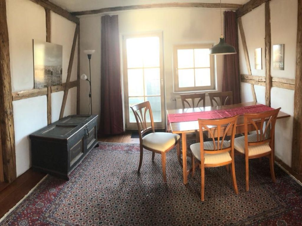 Esszimmer - Perserteppich, Balkontüre