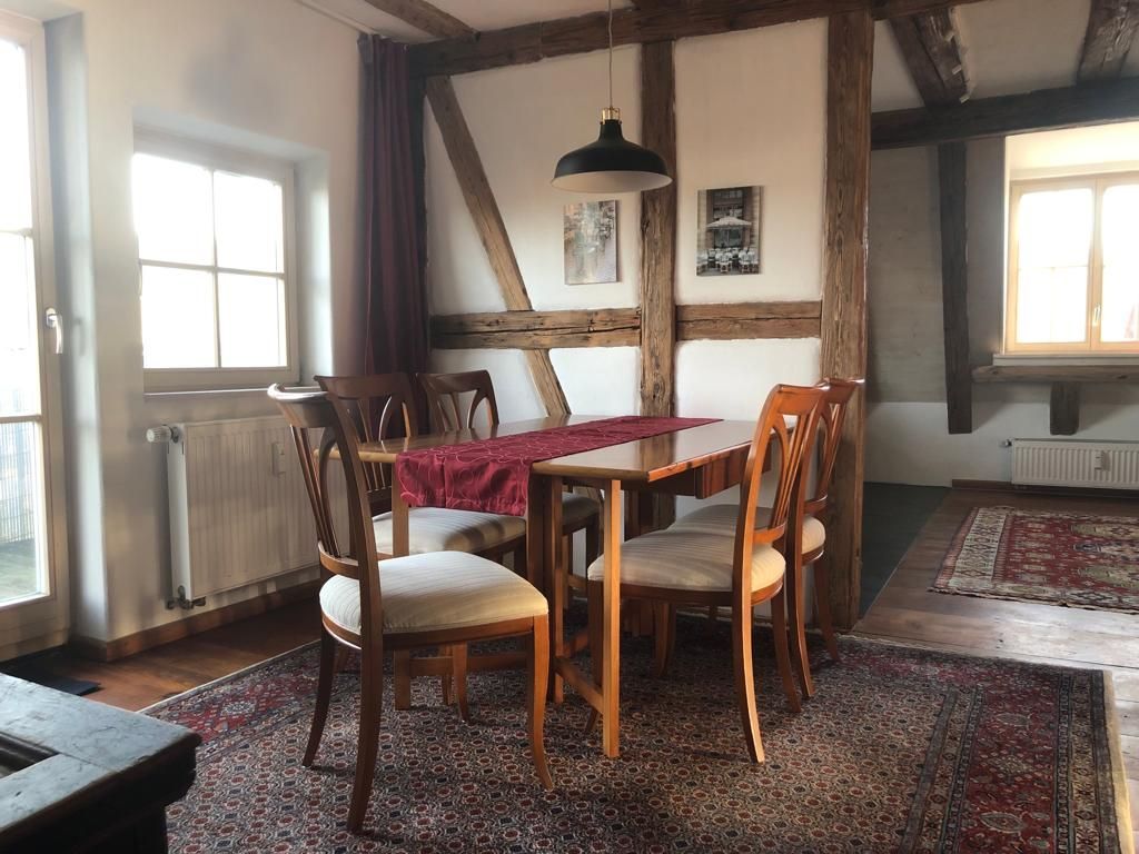 Esszimmer - Esstisch, Blick Richtung Küche