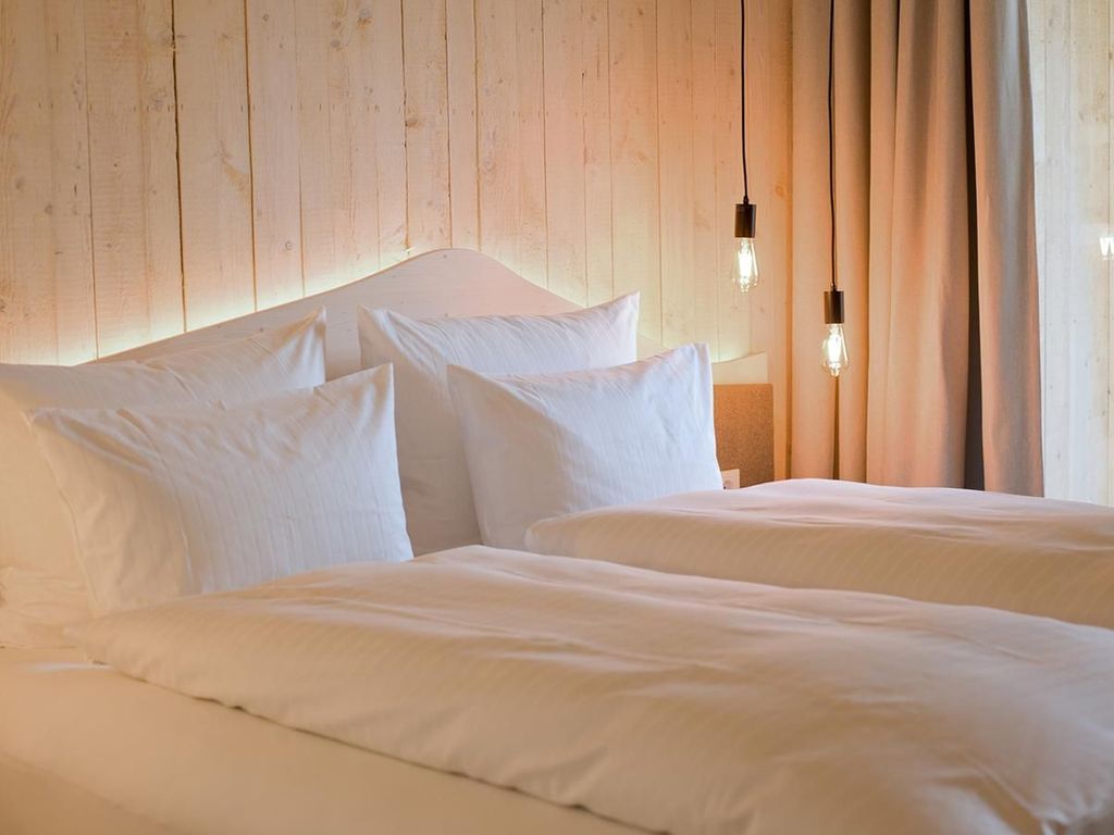 Bett Suite