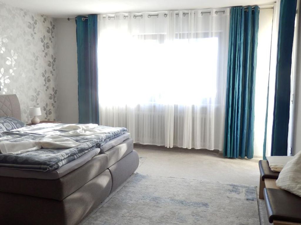 SZ 1 Bett 1,80 x 2,0