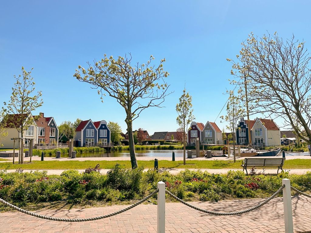 Fischerhäuschen am Kurpark-See inkl. Schwimmbad und Sauna