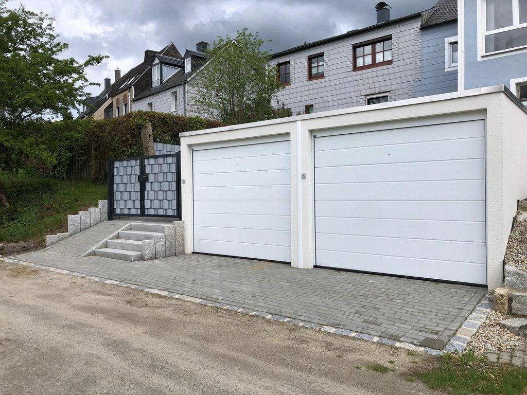 Haus am Seeufer