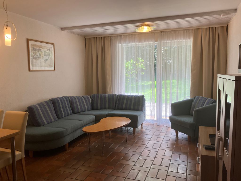 Photo, INSIDE, OUTSIDE