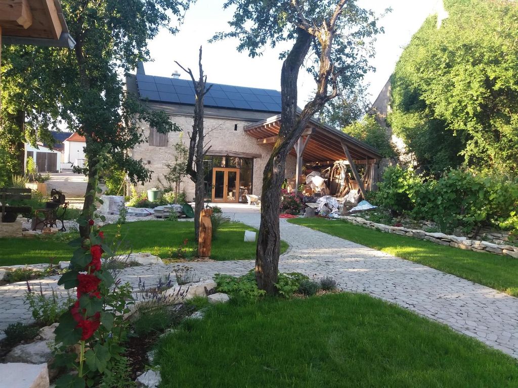 Feriengarten mit Schlafhäusern