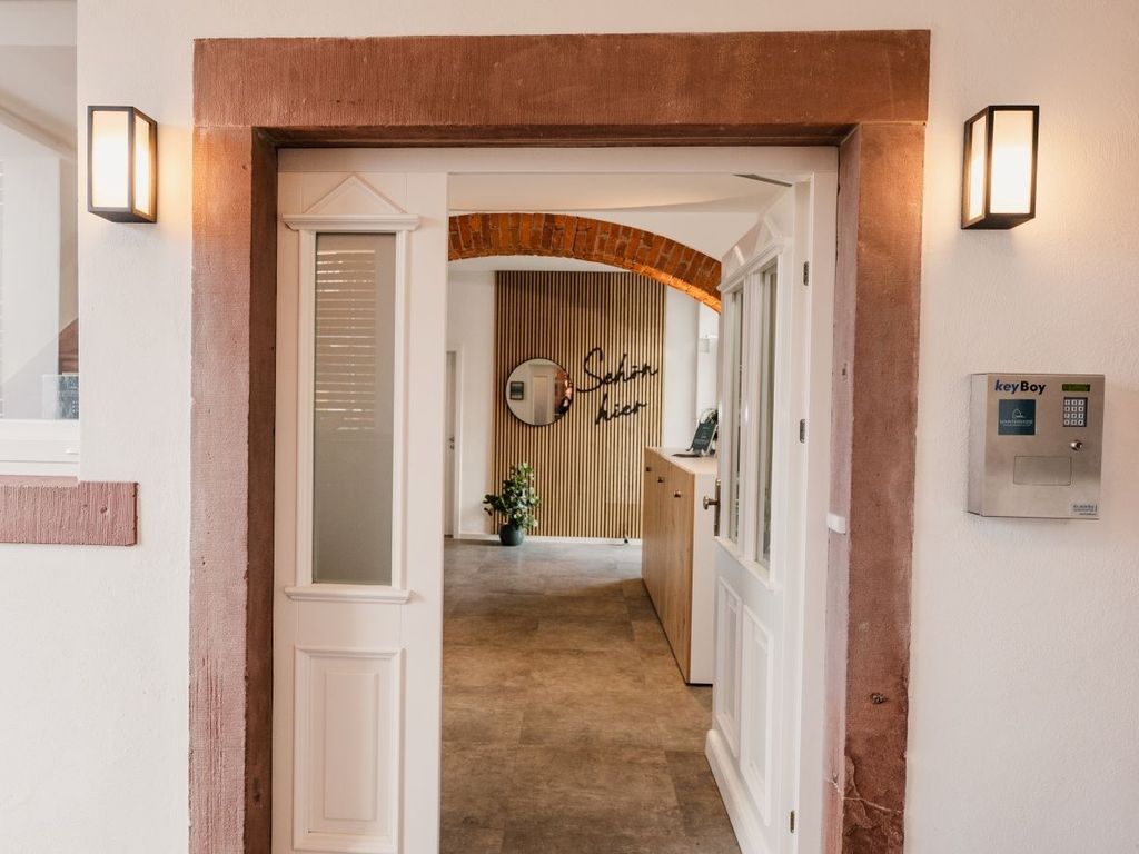 Mainterrasse Boardinghouse am Fluss
