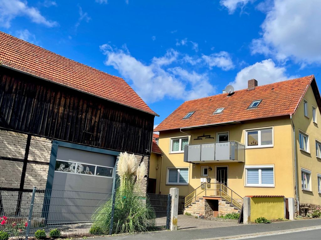 Ferienwohnung mit Stellplatz im Hof
